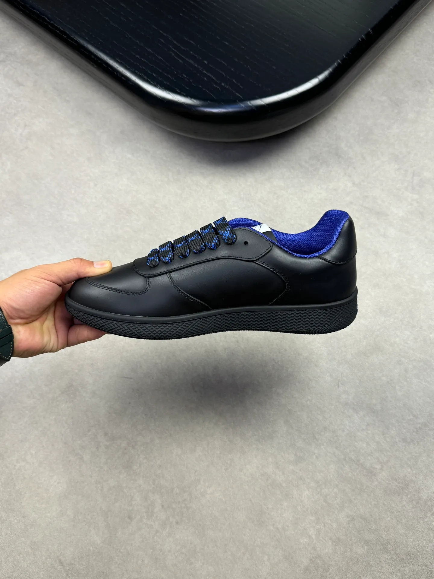 p420💰Men's shoes [BURBERRY] Burberry - High-end quality original order 🔍🔍🔍 - Upper: imported 🔝 Napa calfskin, 3D color printed brand totem on shoe body, tongue brand cloth label, heel air-pressure brand totem - Inner: canvas lining, feet; water-dyed cowhide - Outsole: ultra-light TPR rubber; two-color molded outsole -Ultra-high quality control and fine workmanship: outstanding (high-end, extravagance, grade) -Size: 38-44 (45, 46, can be customized)